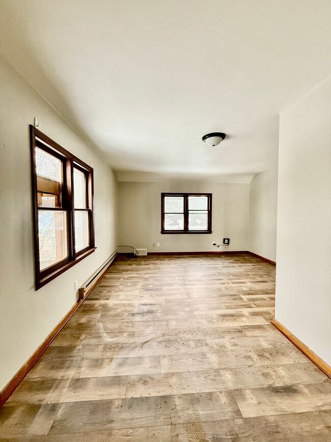 Photo - 239 2nd Ave SE Unit 239 2nd Ave SE #2