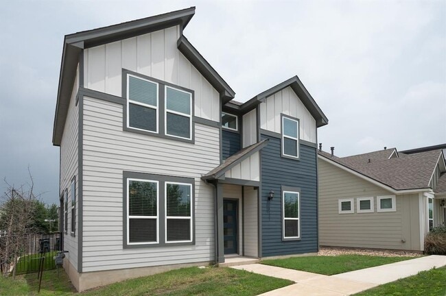 Photo - 4801 Star Jasmine Dr