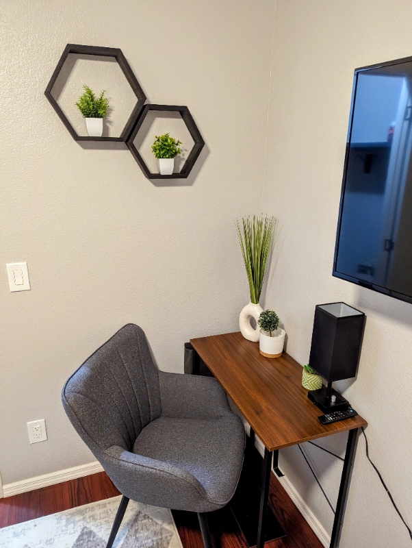 Photo - 120 E Camille Dr