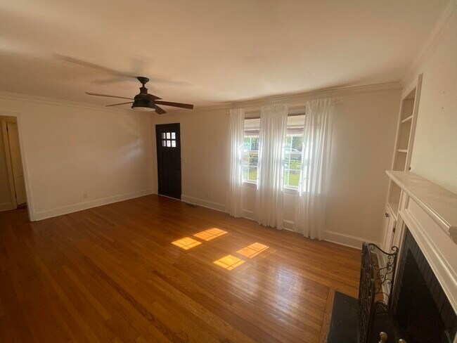 Photo - 337 E Boundary Ave SE