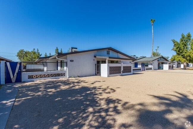 Building Photo - Villas on 4th Rental