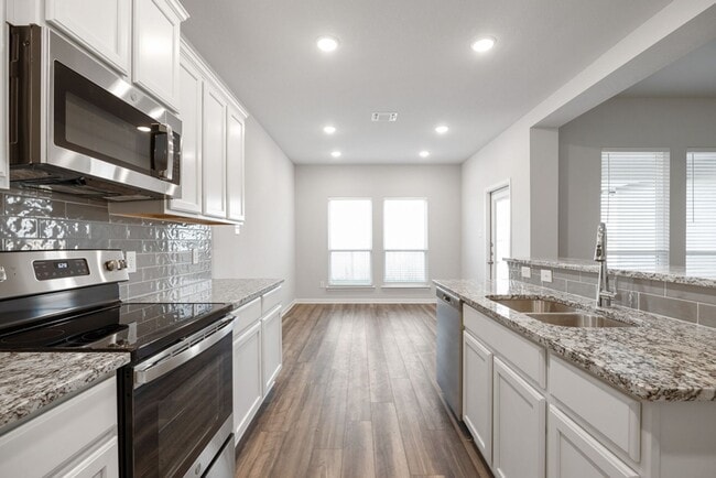 Photo - 1533 Soap Rock Ln