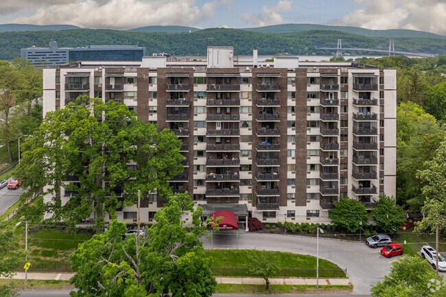 Photo - Executive Towers