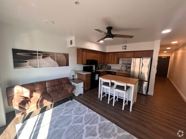 Building Photo - 443 Kane Creek Blvd Unit B206 Rental