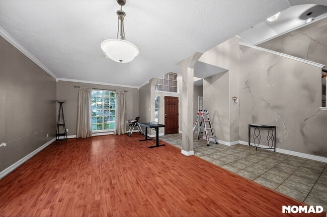 Photo - 1811 Quiet Hollow Dr