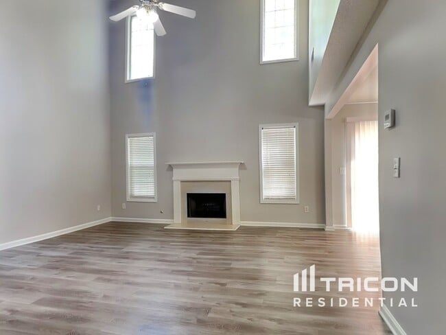 Photo - 156 Hillcrest Ct