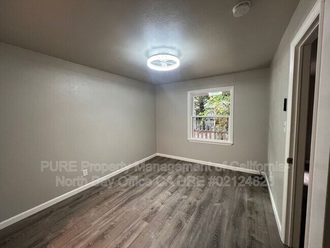 Photo - 418 S Spring St Unidad 2