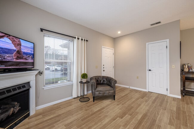 Coventry Apartments