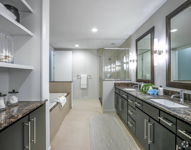 Bathroom w/ Double Vanity - Venue Museum District Rental