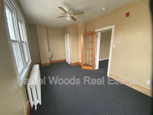 Photo - 1614 68th Ave Unidad 2