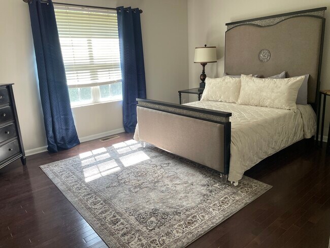 225 Ashland Manor Dr