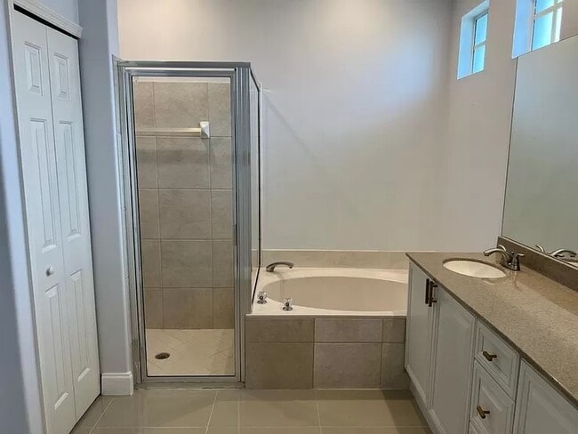 Photo - 5626 West 1st Square SW