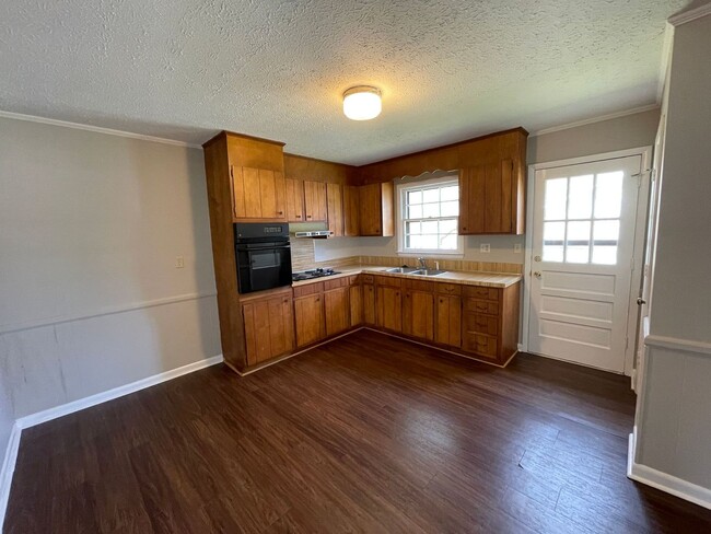 Photo - SHJ279-1012 Mark Drive Unit 1012 Mark Drive B