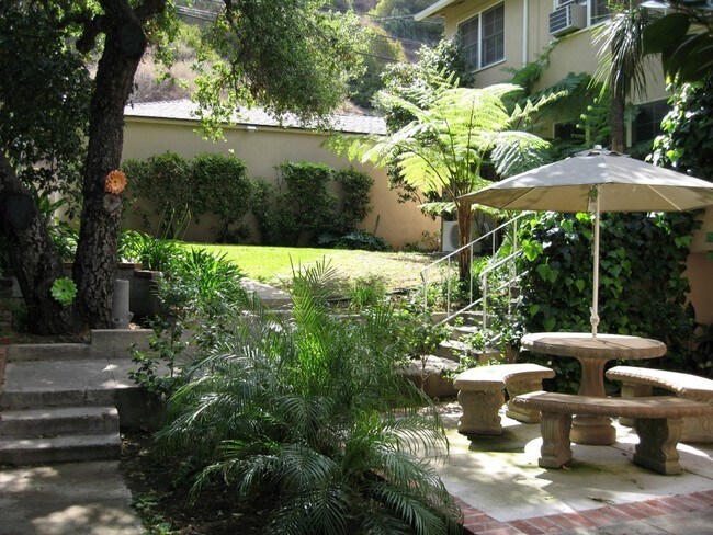 Photo - 1100 N Verdugo Rd