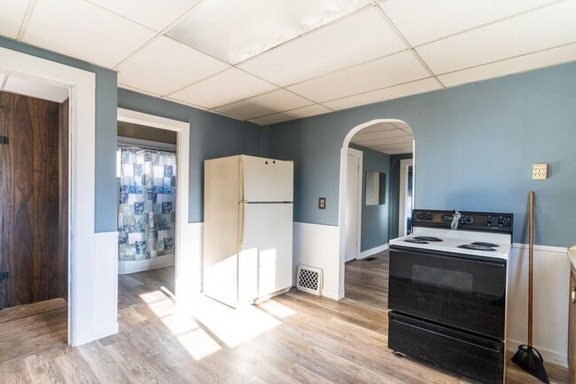 Photo - 807 N Eaton St