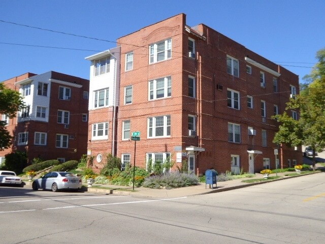 Photo - Coventry Court