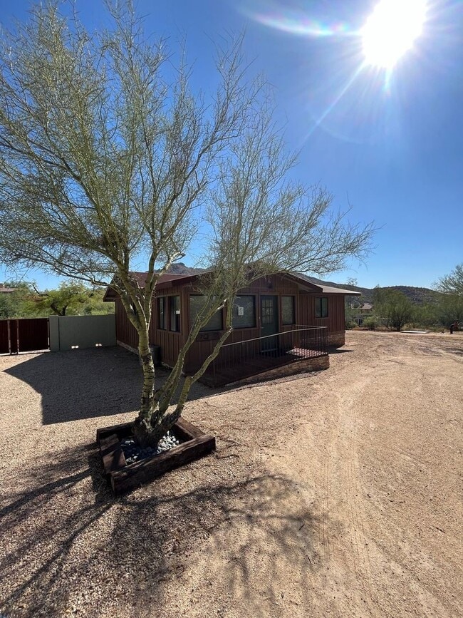 7017 E Bella Vista Dr