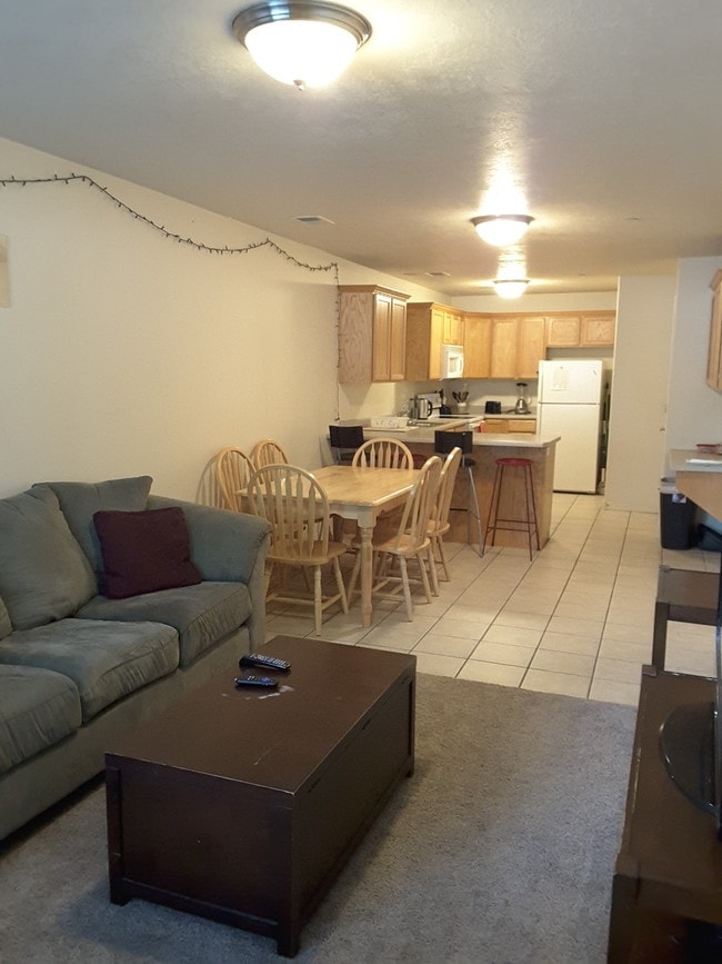 Photo - 1969 N Canyon Rd