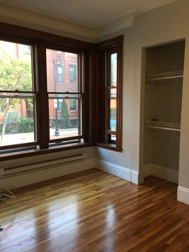 Photo - 14 Symphony Rd