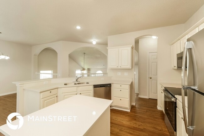 Photo - 2121 SE 7th St