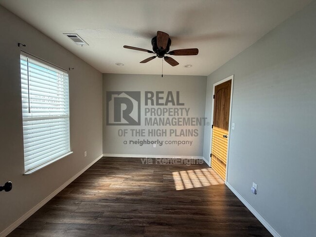Photo - 13055 Raymond Rd