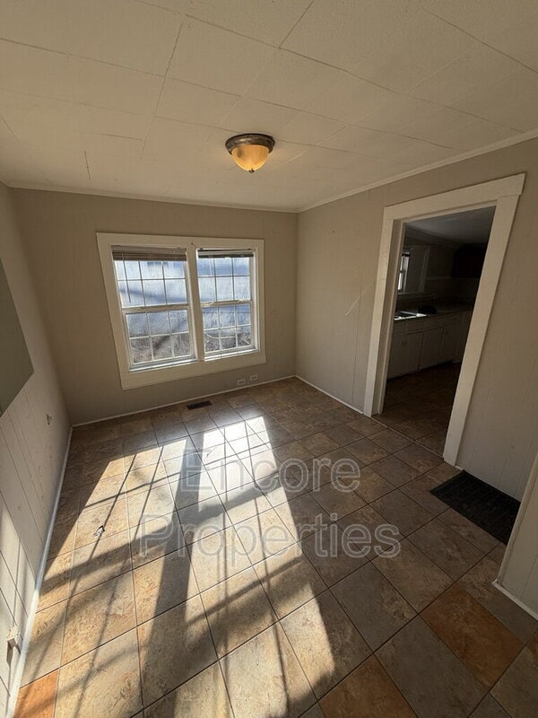 Photo - 1209 N Hyde Park Ave