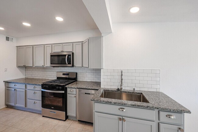 Photo - 11417 N Hacienda Dr