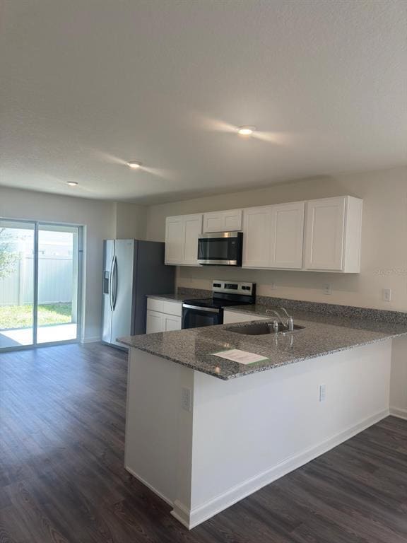 Photo - 993 Ambleside Dr