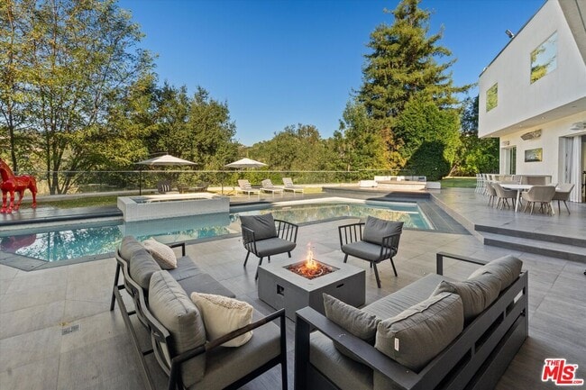 Photo - 2666 Hutton Dr