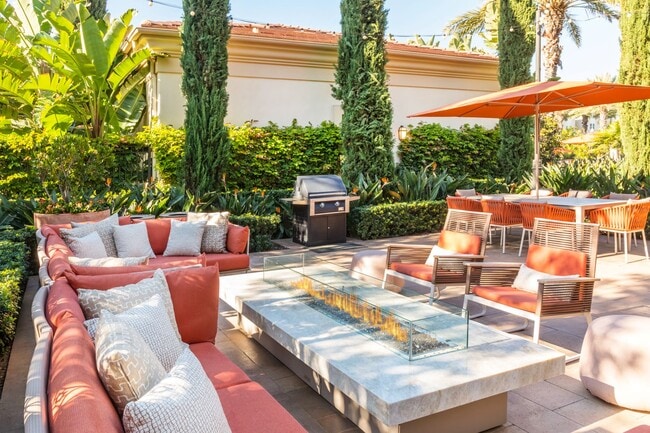 Amalfi Apartment Homes
