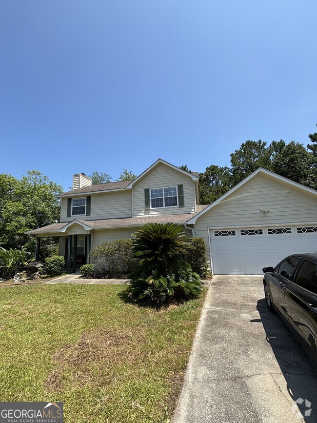 Building Photo - 303 Foxwood Dr Rental