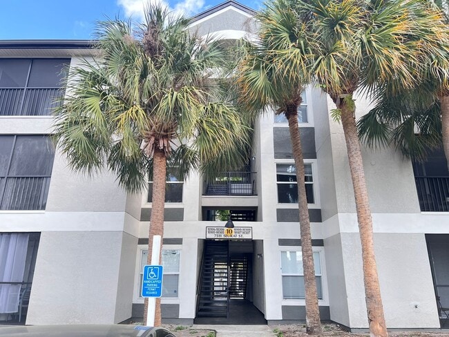 Photo - Condo for rent on SANDLAKE PRIVATE RESIDENCES