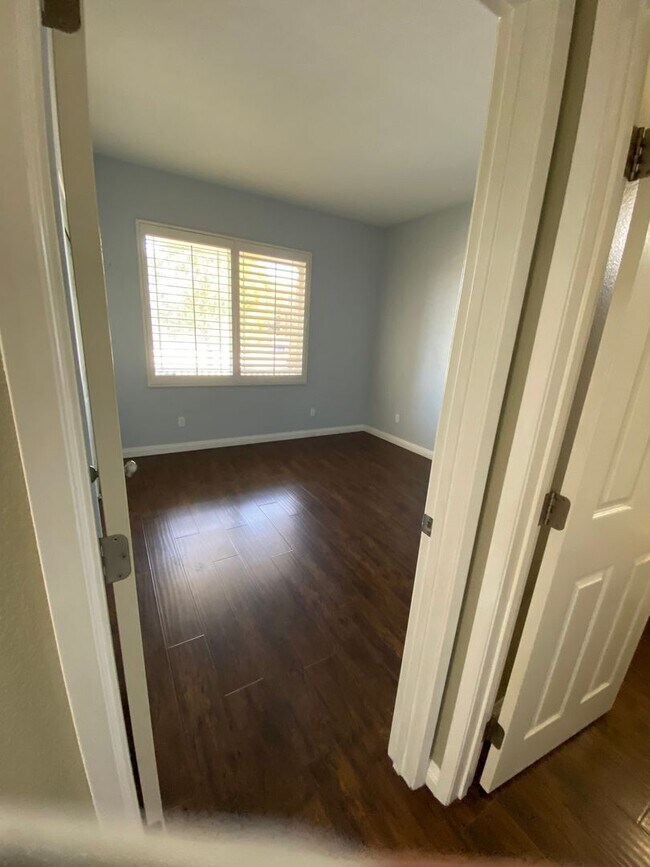 Photo - 28595 Autumn Ln