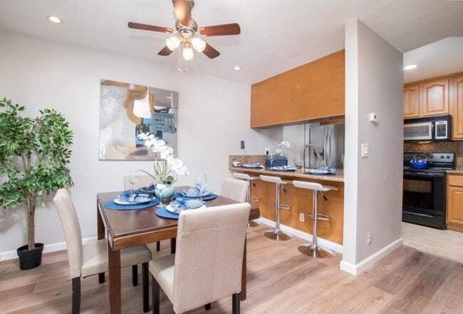 Photo - 1826 Home Gate Dr