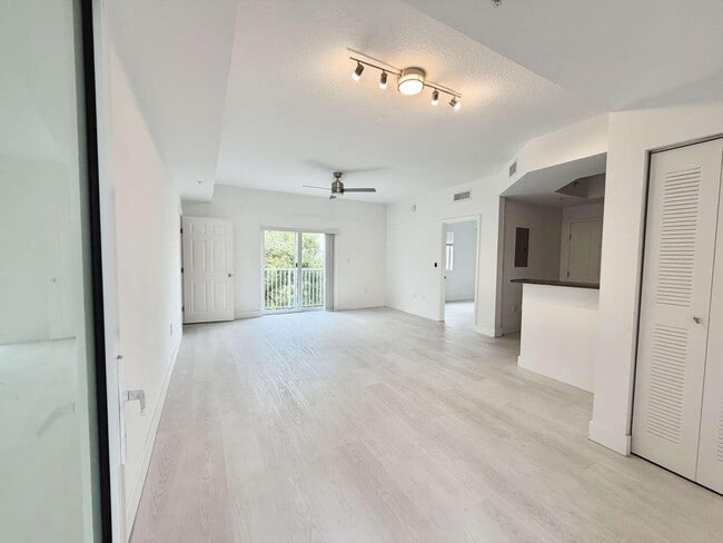 Photo - 7516 NE 1st Ave Unit 302