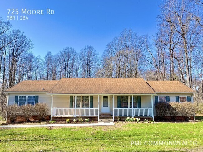 Photo - 725 Moore Rd