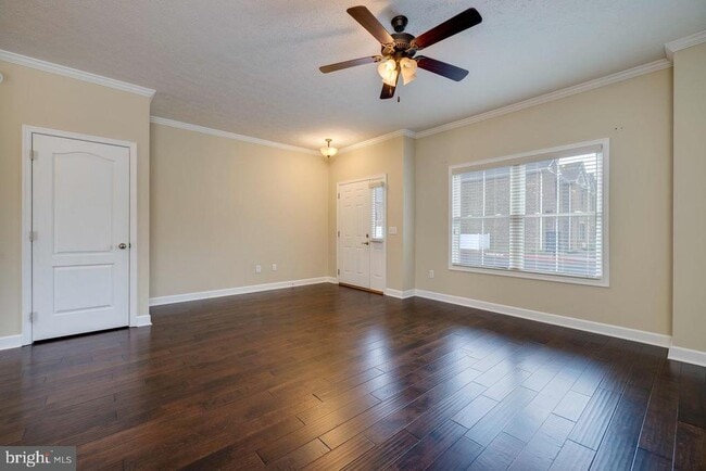 Photo - 102 Cedar Point Ln