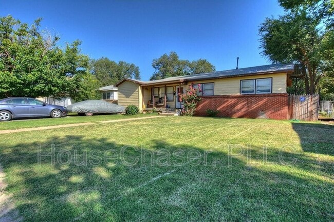 Photo - 5004 40th St