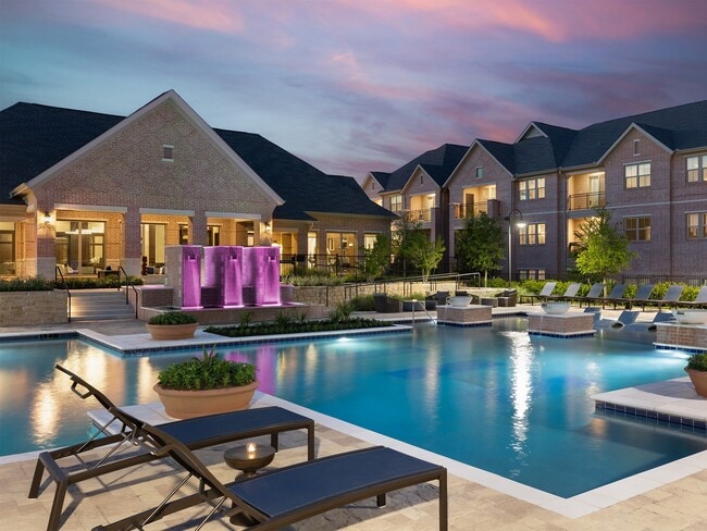 Photo - AVE Las Colinas