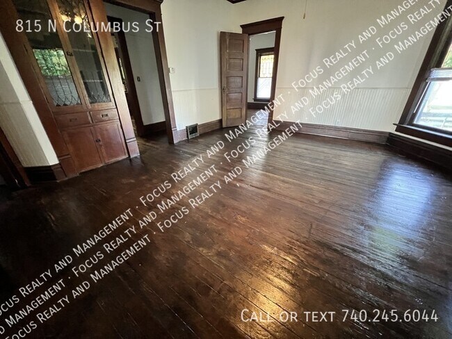 Photo - 815 N Columbus St