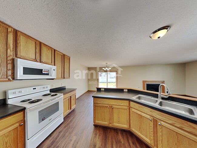 Photo - 6875 Tumbleweed Ln