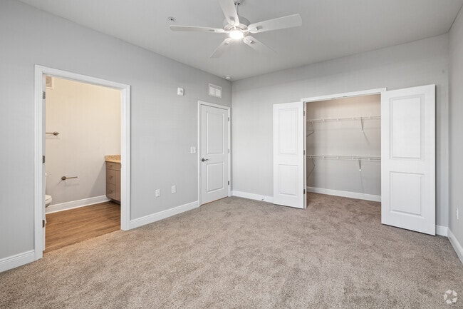 3BR, 2BA - 1,313SF - Primary Bedroom