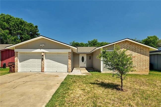 Photo - 906 Cactus Dr House