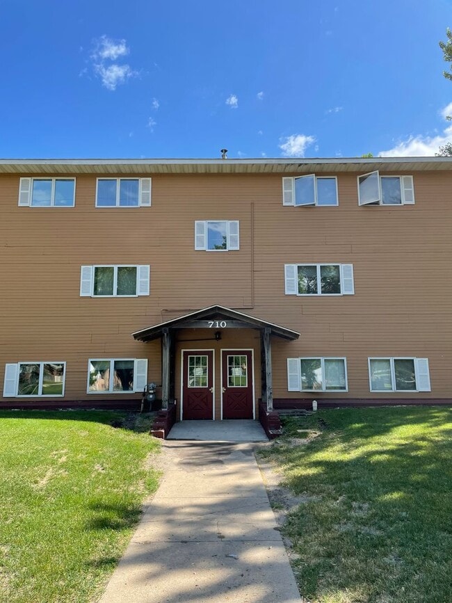 3 Bedroom Apartment - 3 Bedroom Apartment Unit 1