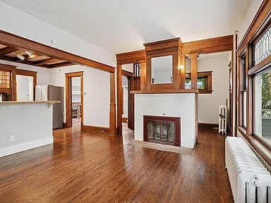 Photo - 1085 16th Ave SE