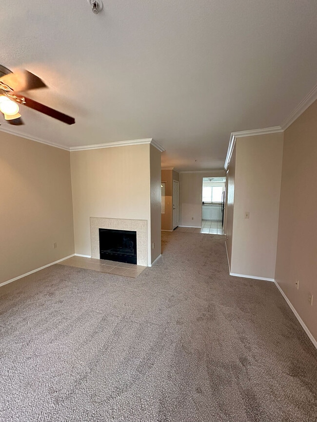 7575 E Indian Bend Rd Unidad 2009
