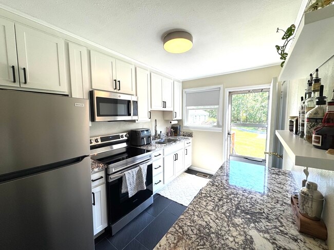 Photo - 61 Trowbridge Ln Unit 61