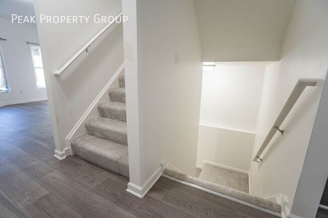 Photo - 373 E 13th Ave