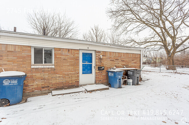 Building Photo - Two Bedroom Twin-Plex Unit A Rental