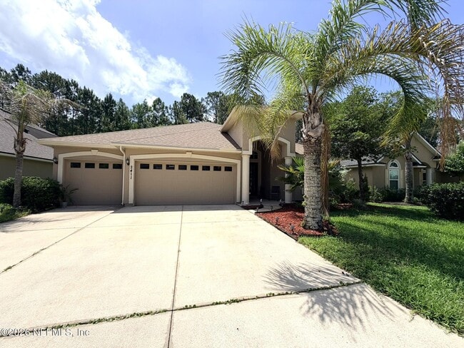 Building Photo - 2411 Golfview Dr